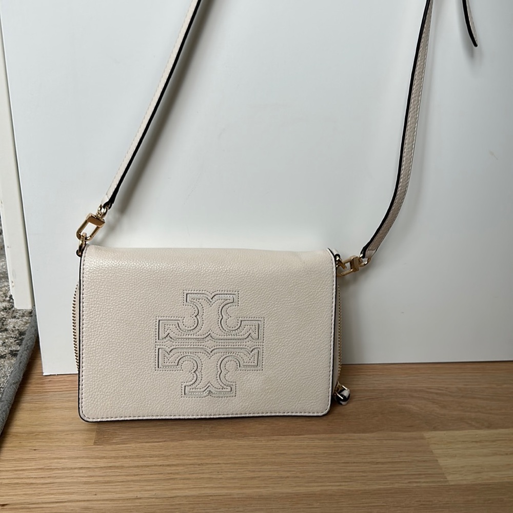 Cream Tory Burch Cross body purse